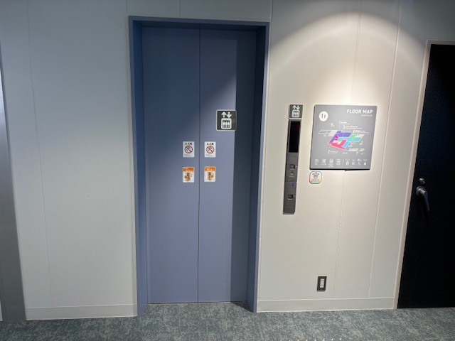エレベーター